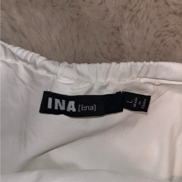 Ruffled, one shoulder, cropped top. - Picture 3 of 3